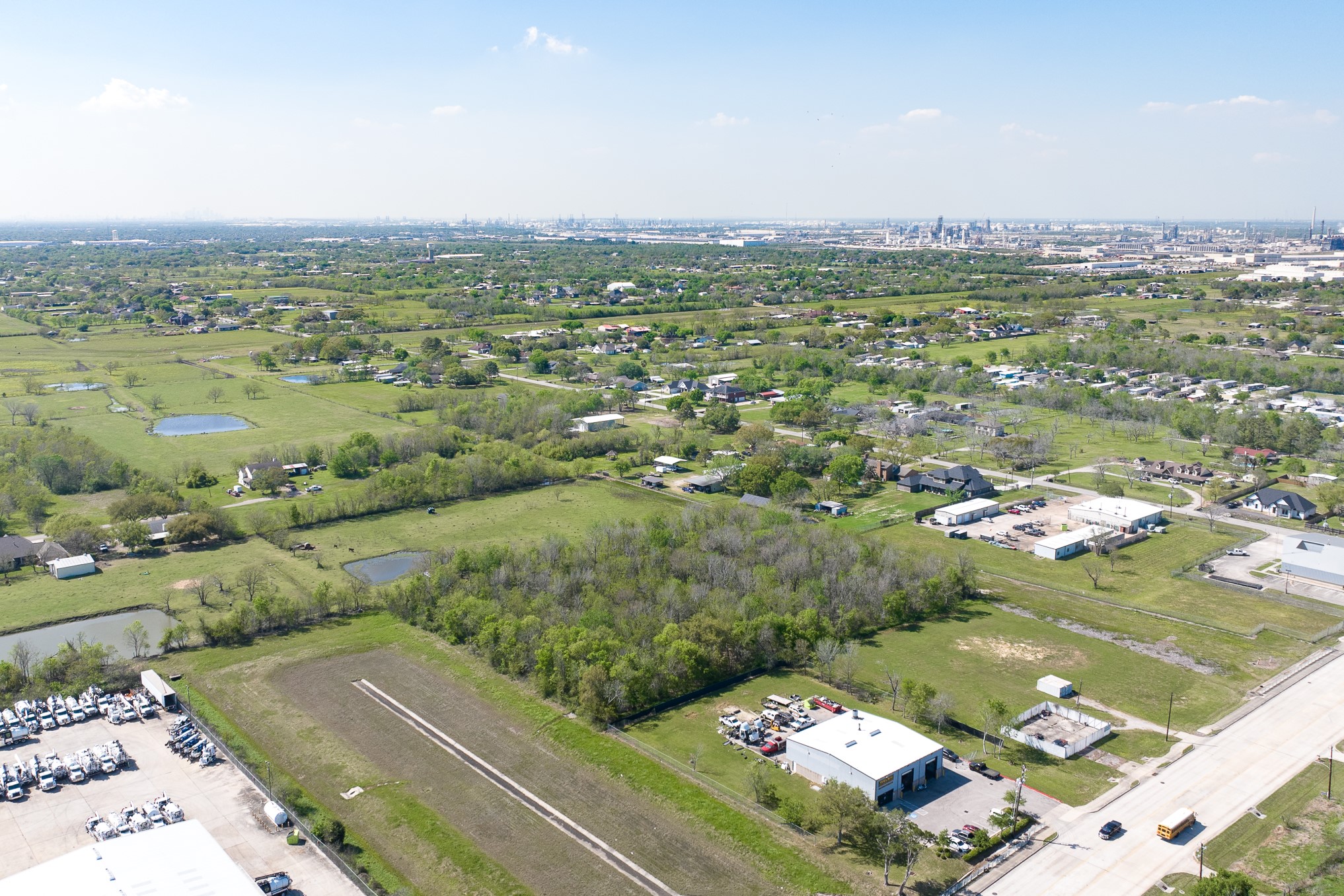0 East H Street La Porte, TX 77571 - Photo 13 of 21 a view of a city