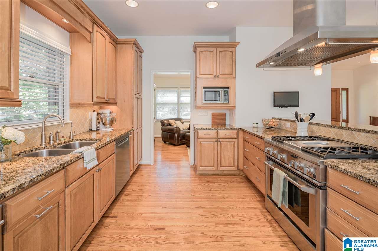2753 Cherokee Road Birmingham, AL 35216 - Photo 11 of 37