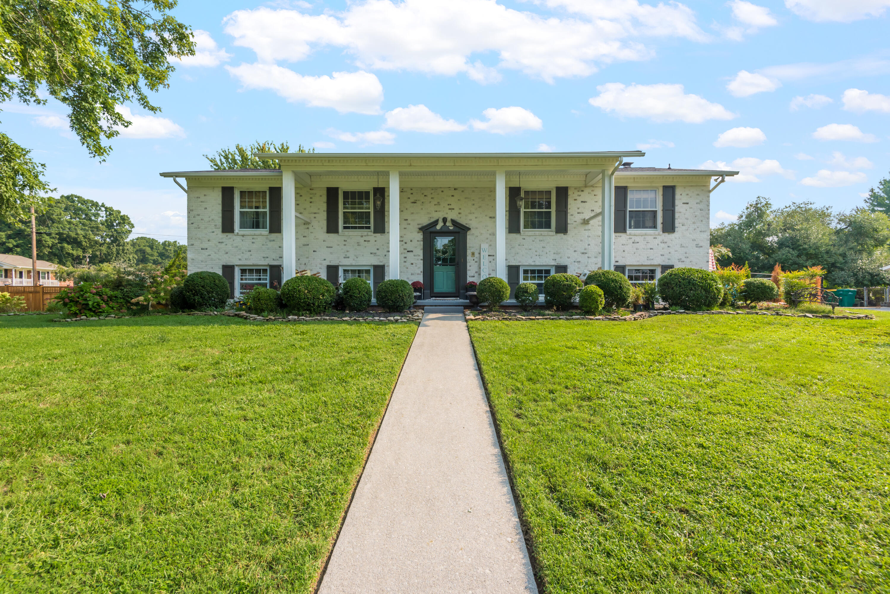 7824 Castlecomb Road Powell, TN 37849 - Photo 1 of 37 7824CastlecombRd-45