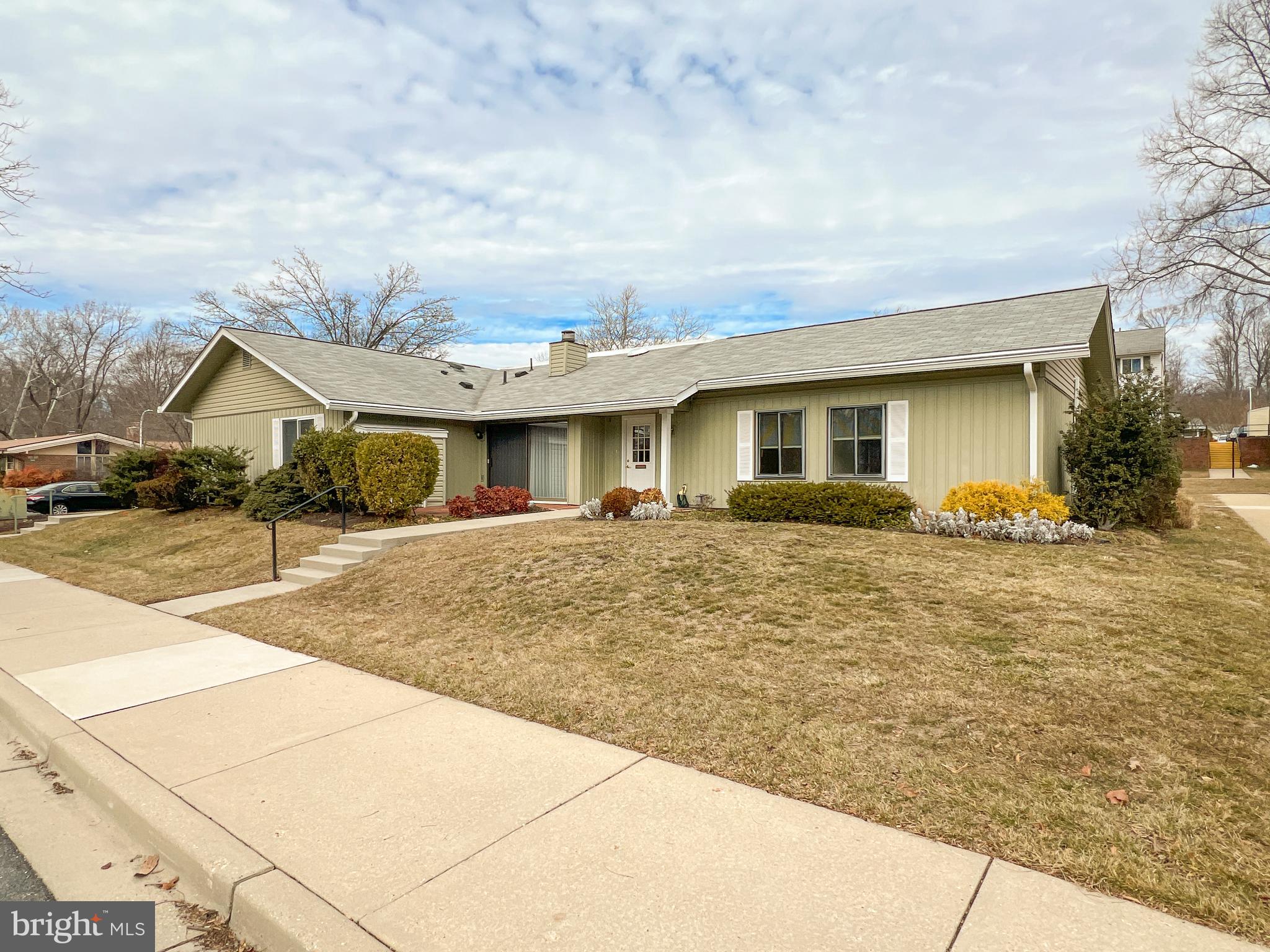 a front view of house with yard
