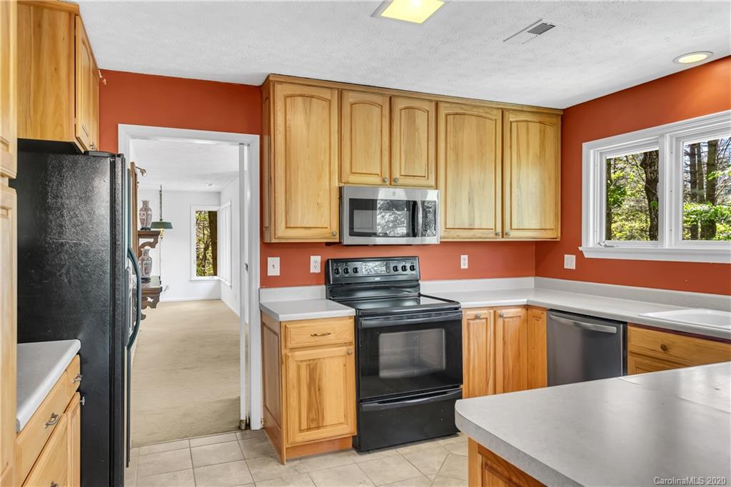 180 Poplar Gap Road Brevard, NC 28712 - Photo 16 of 47 Gallery Image 16