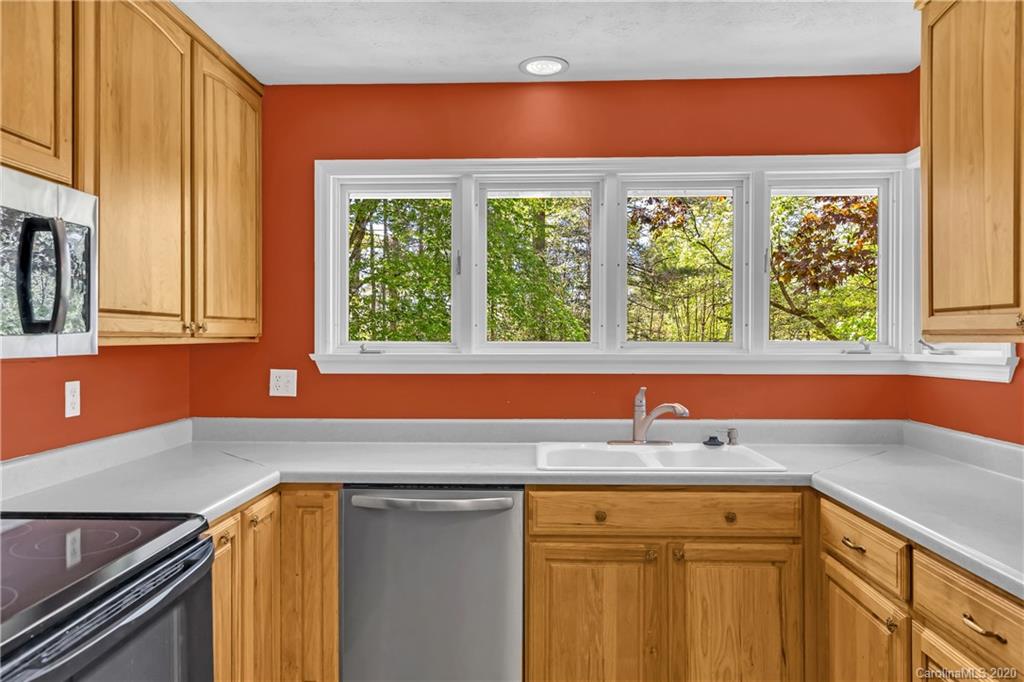 180 Poplar Gap Road Brevard, NC 28712 - Photo 17 of 47 Gallery Image 17