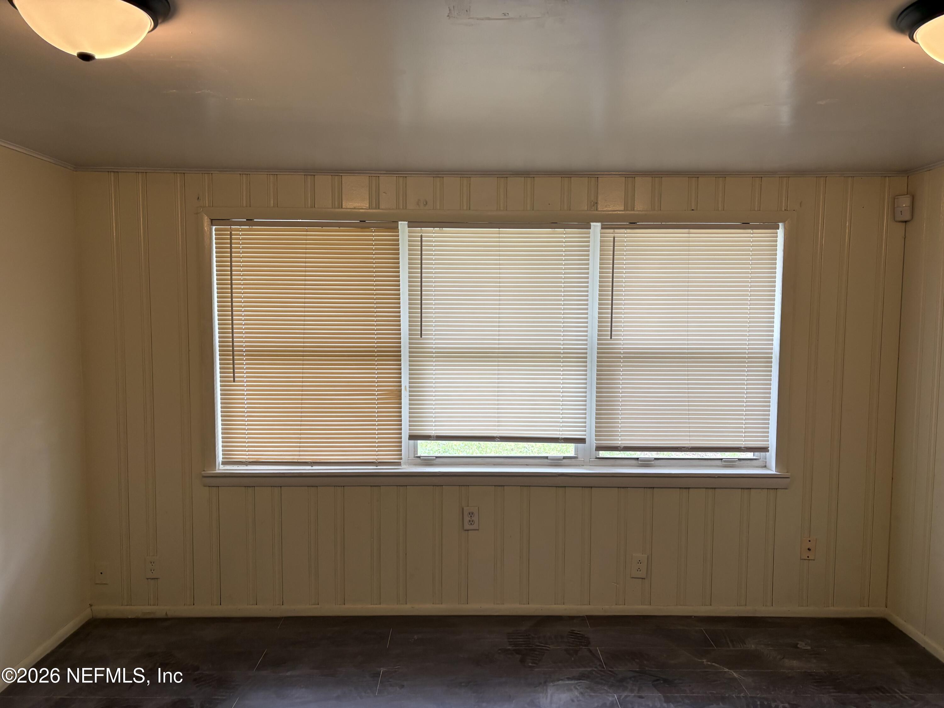 2344 Rogero Road Jacksonville, FL 32211 - Photo 20 of 26 Family room 101726