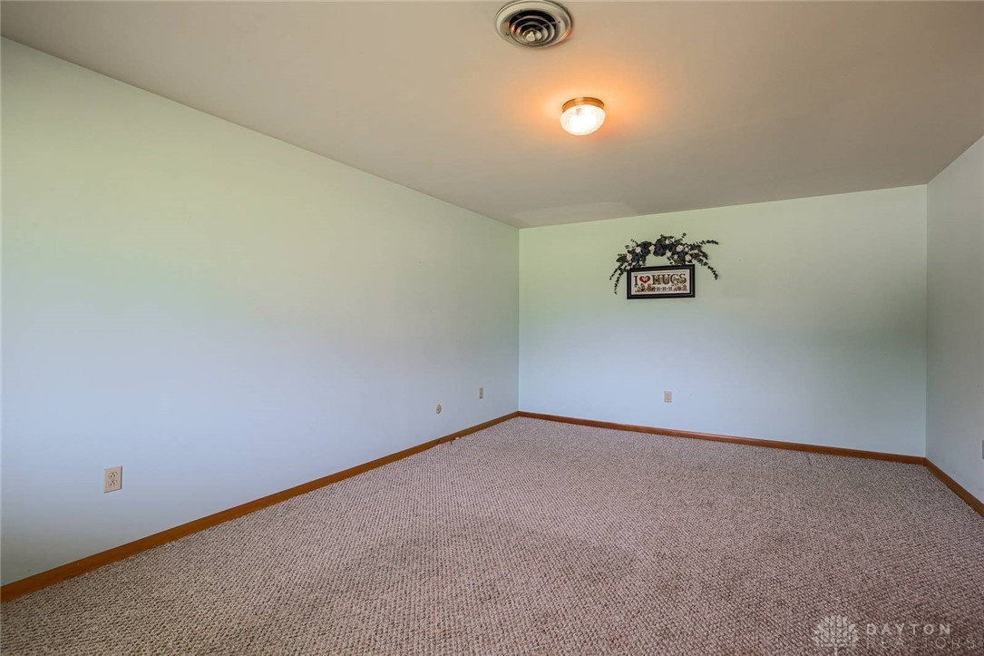 10208 Mile Road New Lebanon, OH 45345 - Photo 4 of 44 Gallery Image 4