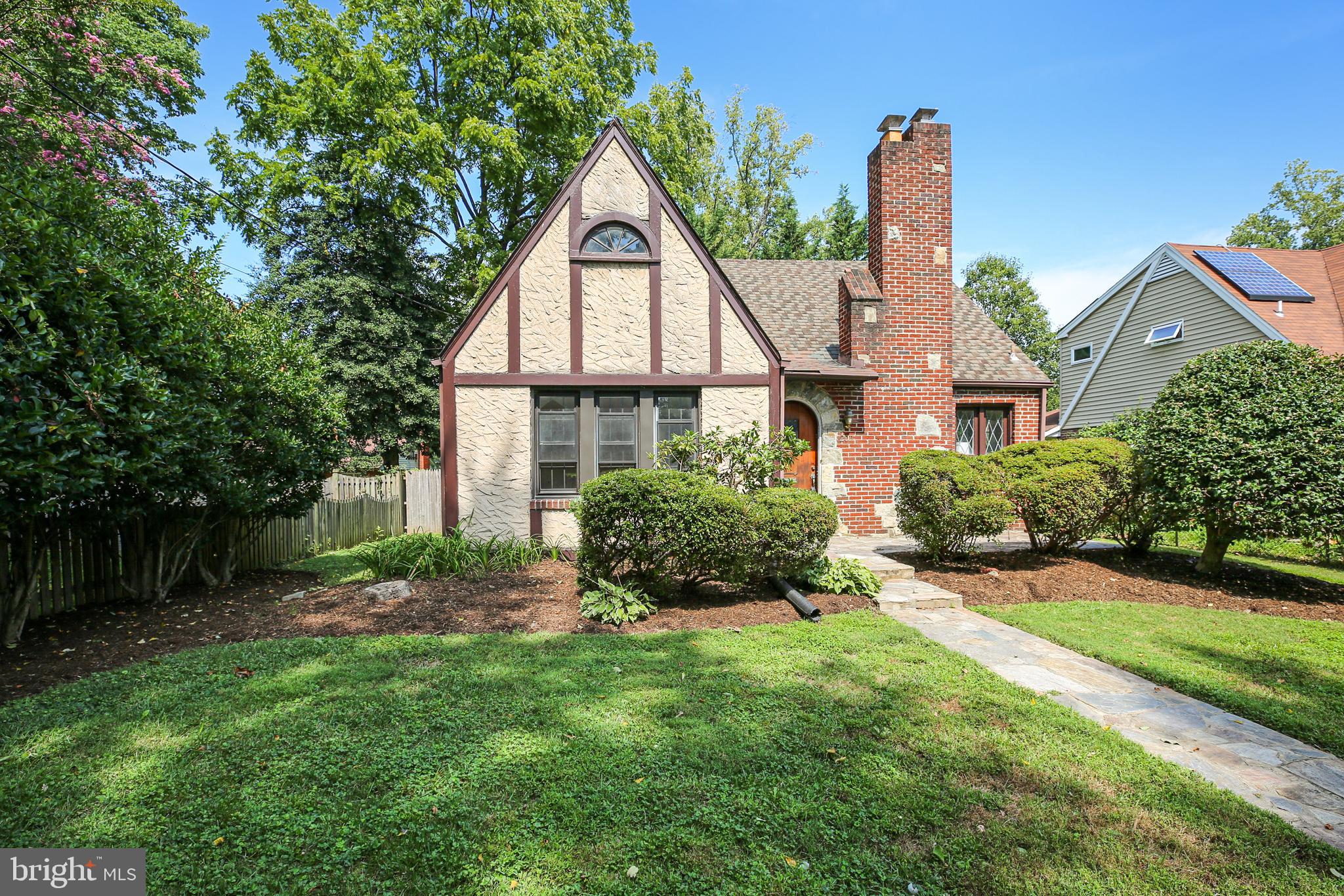 2011 Lansdowne Way Silver Spring, MD 20910 - Photo 1 of 50 Welcome Home