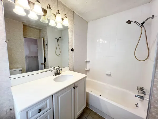 $285,000 | 1545 Almshouse Road, Jamison, PA 18929