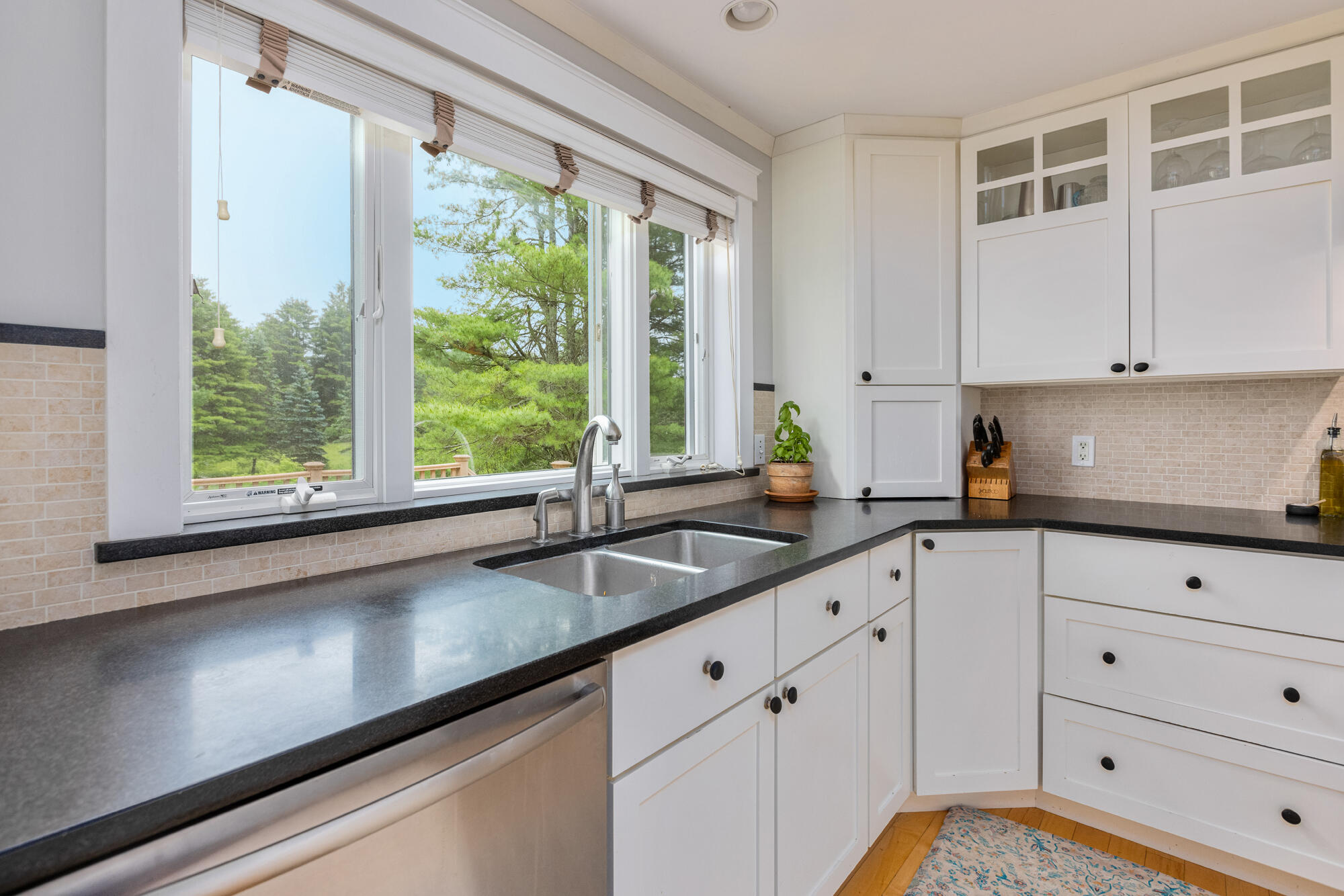 227 Ledge Road Yarmouth, ME 04096 - Photo 8 of 64 227 Ledge Rd._W5_005
