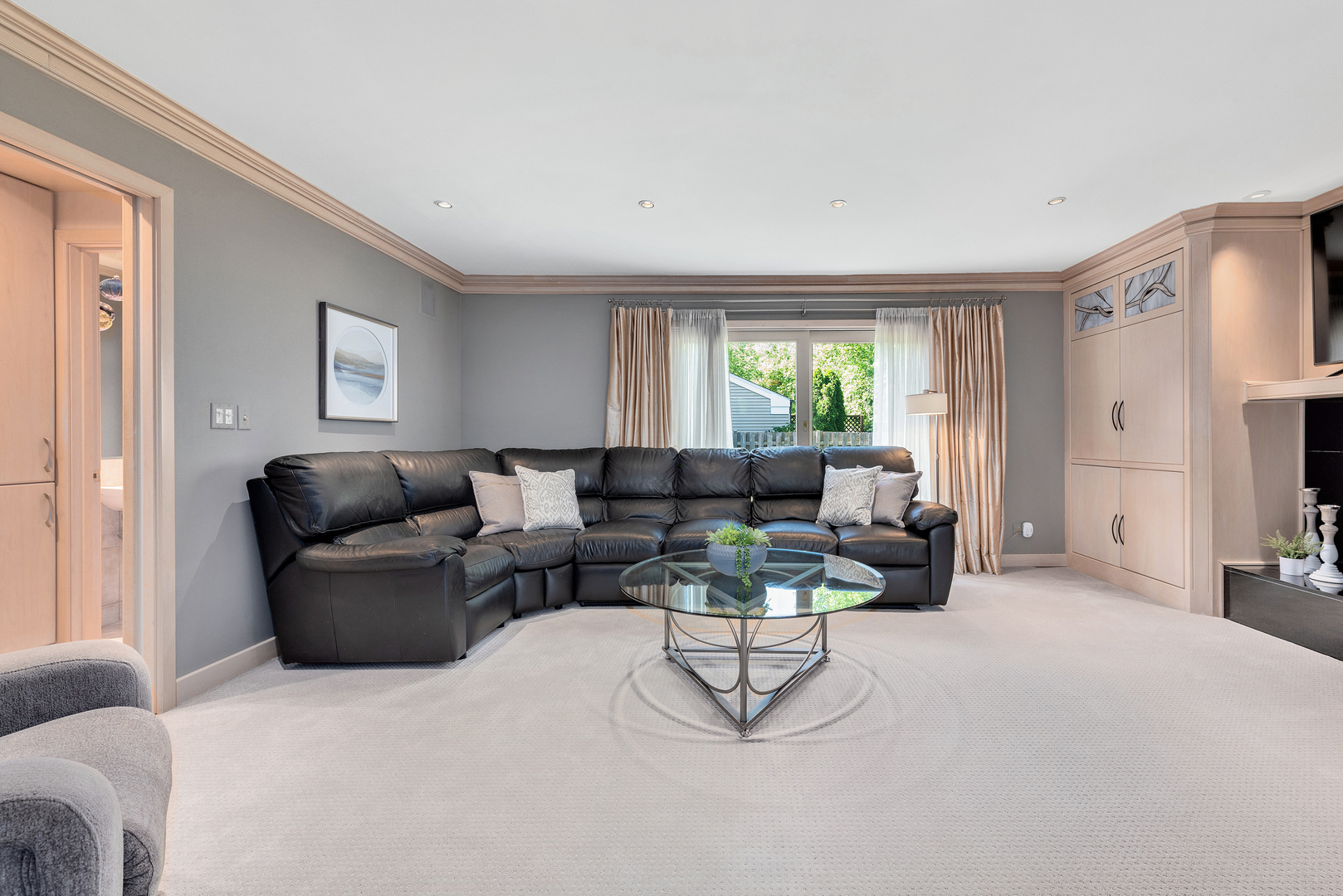 1378 Colonial Square Wheaton, IL 60189 - Photo 7 of 29