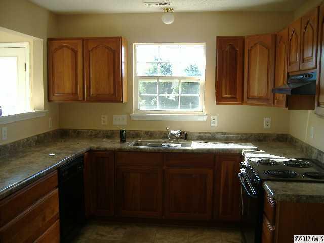 1024 Ridgefield Circle Indian Trail, NC 28079 - Photo 2 of 7 Gallery Image 2