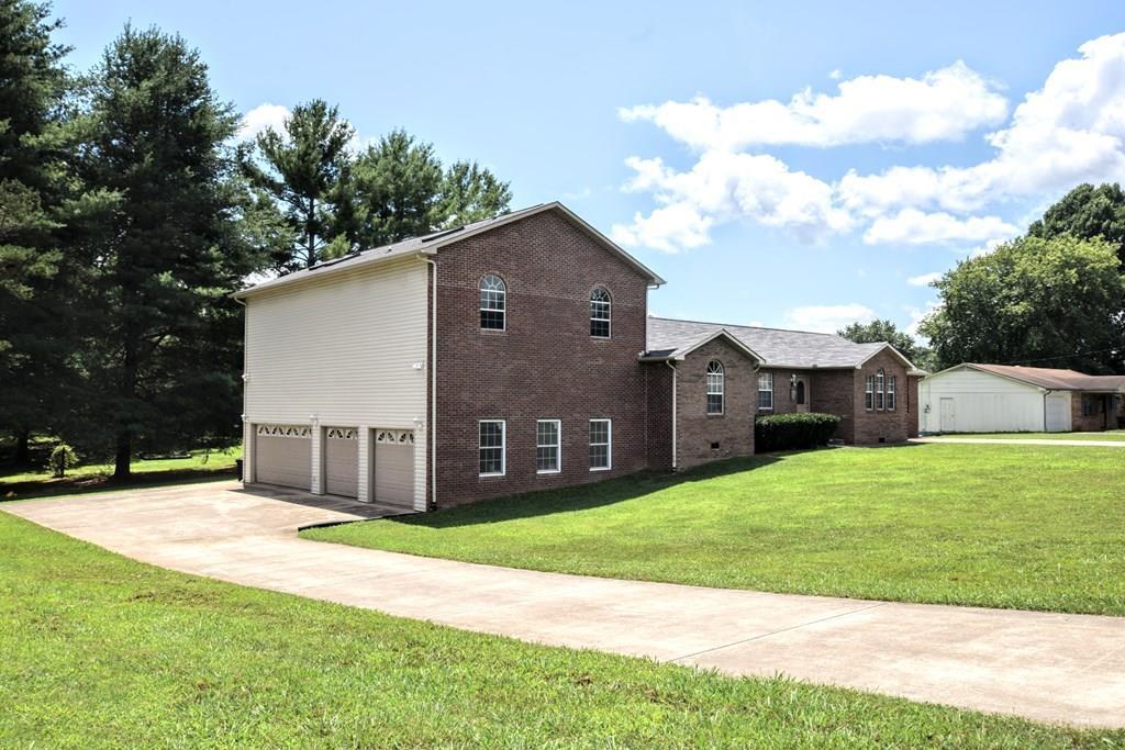 168 Rhea Drive Spring City, TN 37381 - Photo 1 of 48 1