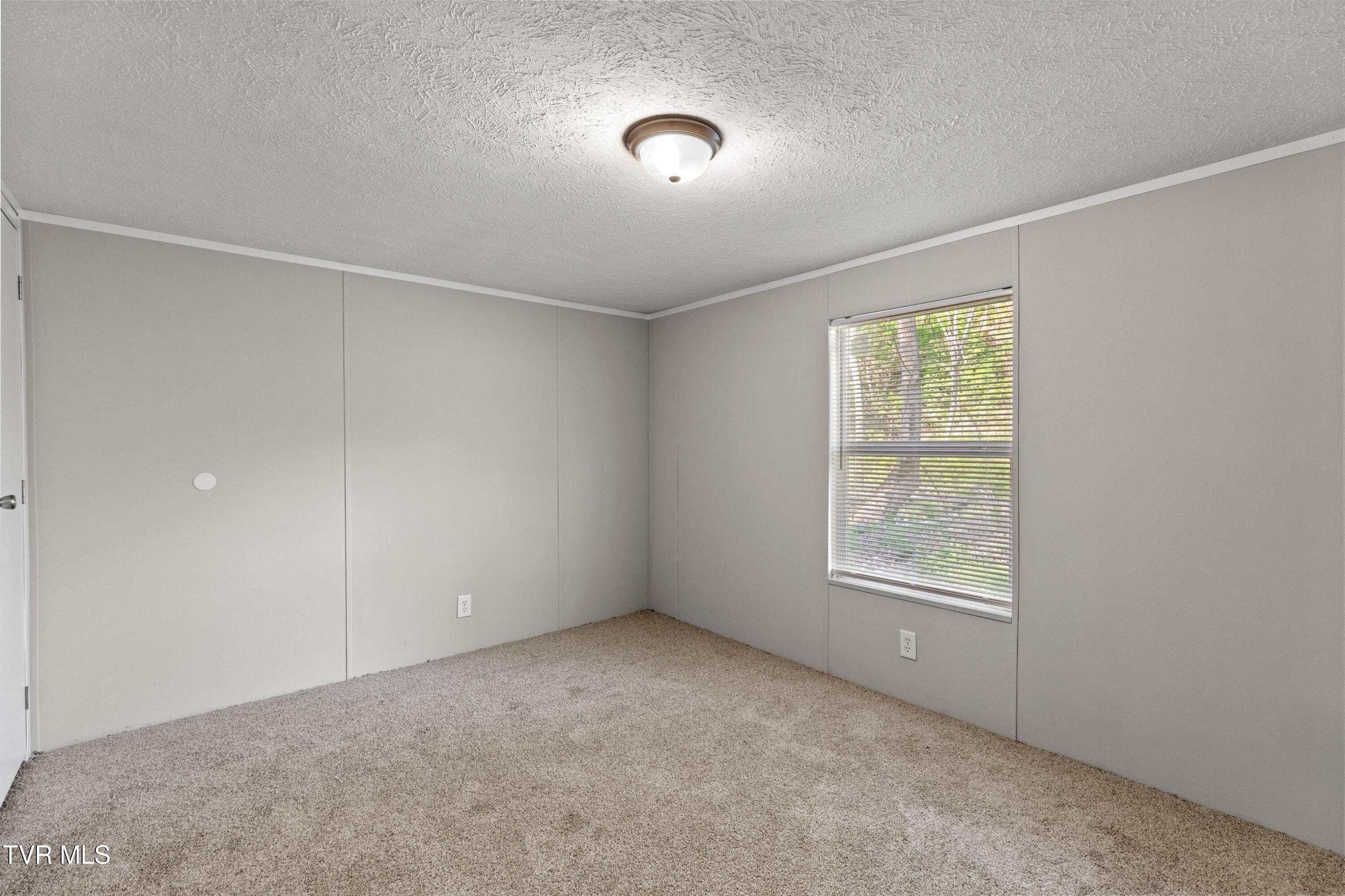 2805 Coffey Road Morristown, TN 37813 - Photo 14 of 27 014-2805CoffeyRoad-Morristown-TN-37813-S