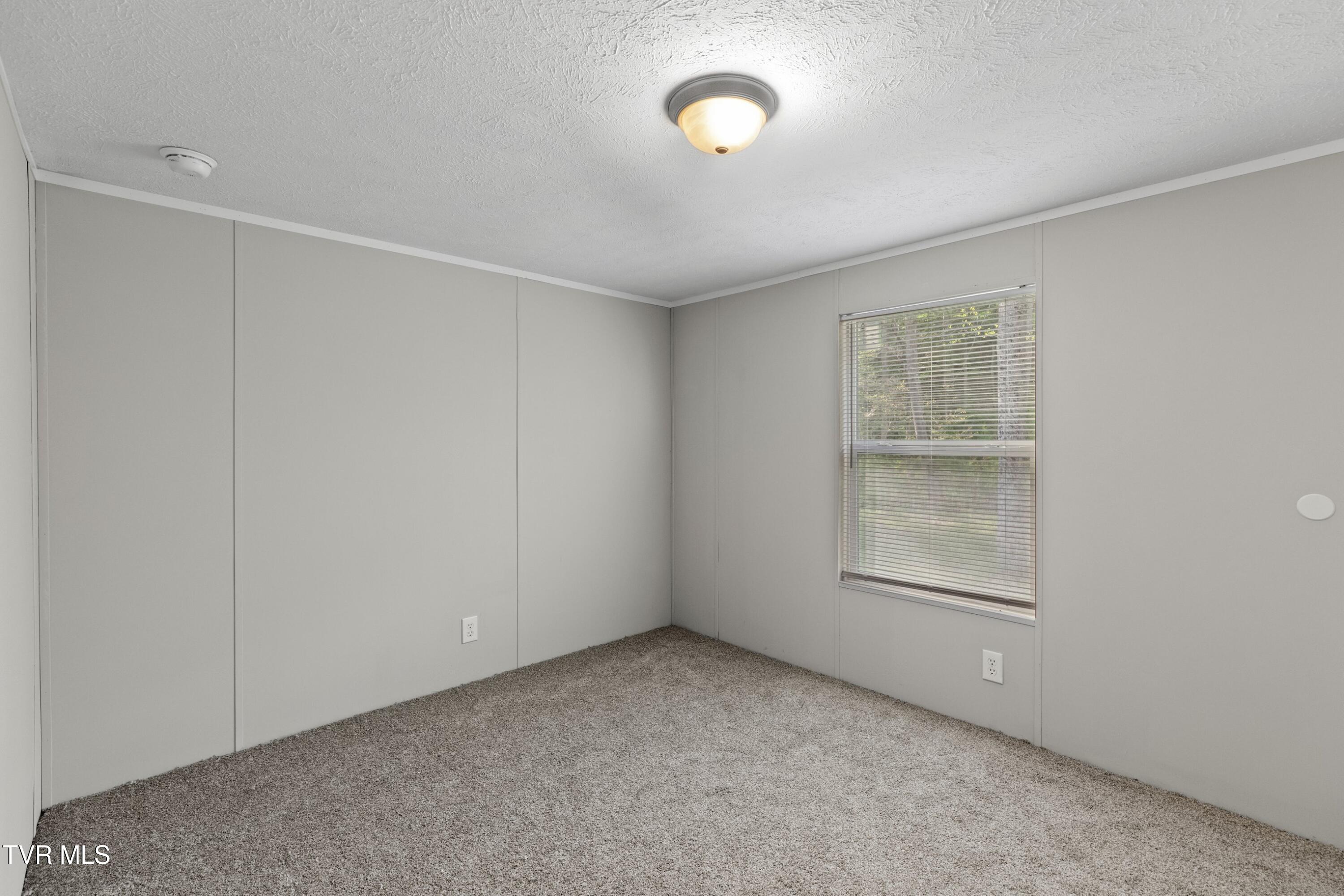 2805 Coffey Road Morristown, TN 37813 - Photo 17 of 27 017-2805CoffeyRoad-Morristown-TN-37813-S