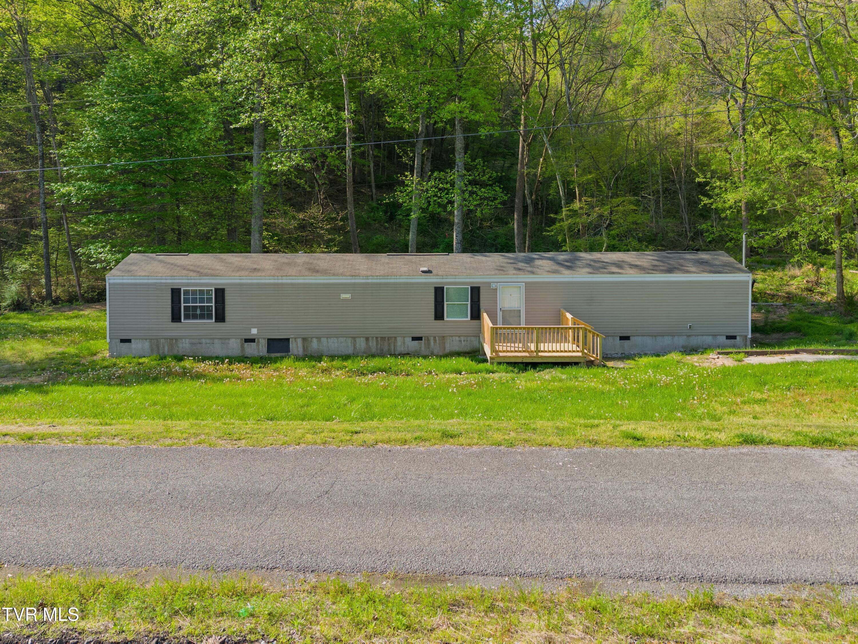 2805 Coffey Road Morristown, TN 37813 - Photo 27 of 27 027-2805CoffeyRoad-Morristown-TN-37813-S