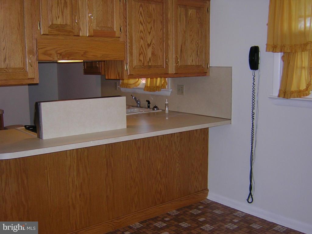 1525 Vista Road Lancaster, PA 17601 - Photo 9 of 21