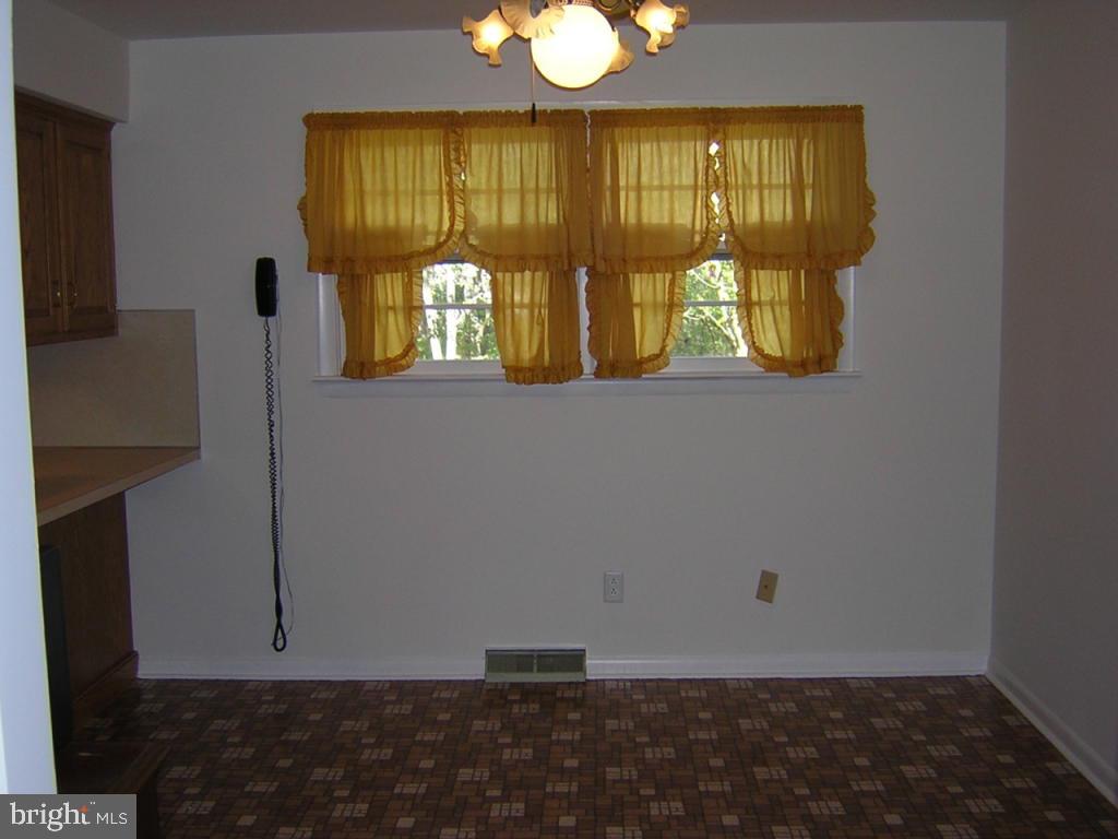 1525 Vista Road Lancaster, PA 17601 - Photo 10 of 21