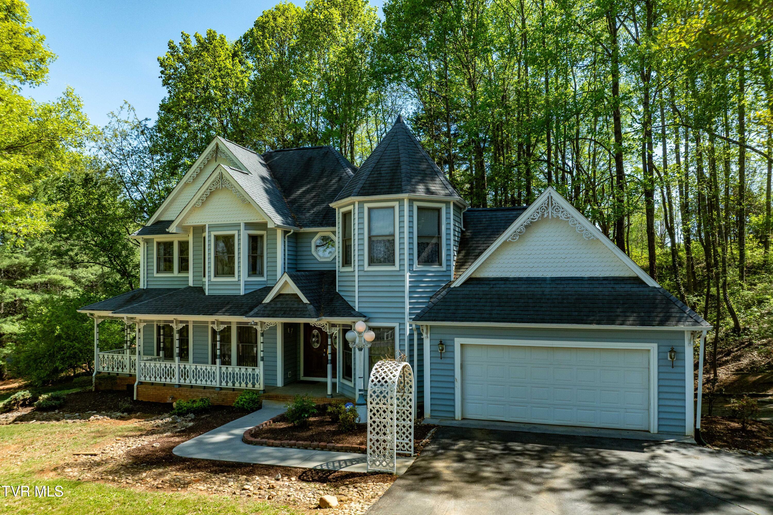 101 Knobb Hill Road Johnson City, TN 37601 - Photo 11 of 117 101 Knobb Hill Rd (18 of 118)