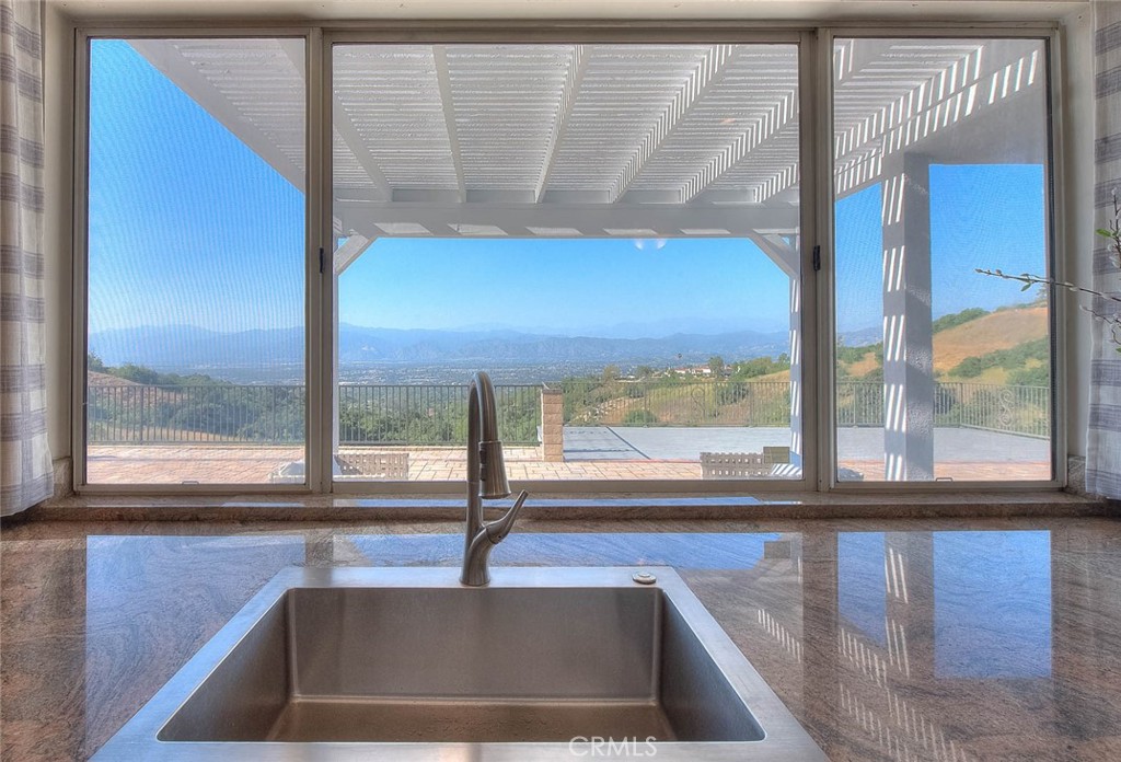 19759 Alpine Crest Road Walnut, CA 91789 - Photo 28 of 71