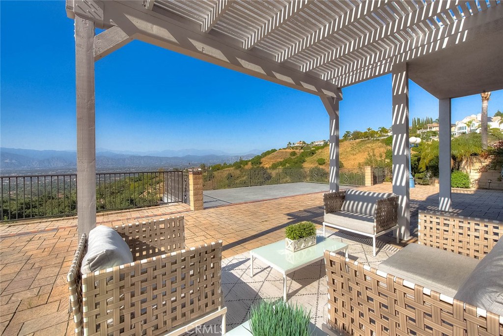 19759 Alpine Crest Road Walnut, CA 91789 - Photo 54 of 71