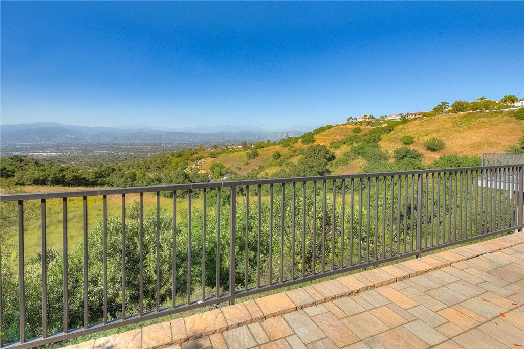 19759 Alpine Crest Road Walnut, CA 91789 - Photo 59 of 71