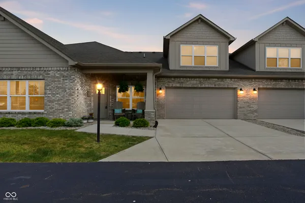$389,900 | 2307 Saddle Drive, Shelbyville, IN 46176