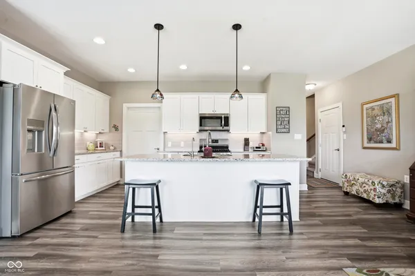 $389,900 | 2307 Saddle Drive, Shelbyville, IN 46176