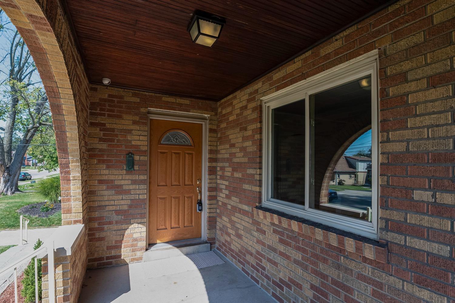 5164 Sidney Road Cincinnati, OH 45238 - Photo 3 of 40