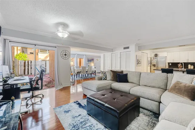 $385,000 | 8450 Southwest 154th Cir Court, Unit 207, Miami, FL 33193