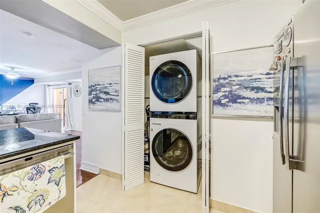 $385,000 | 8450 Southwest 154th Cir Court, Unit 207, Miami, FL 33193