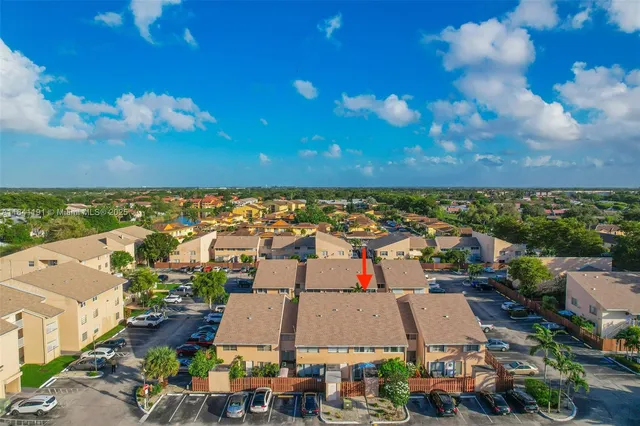 $385,000 | 8450 Southwest 154th Cir Court, Unit 207, Miami, FL 33193