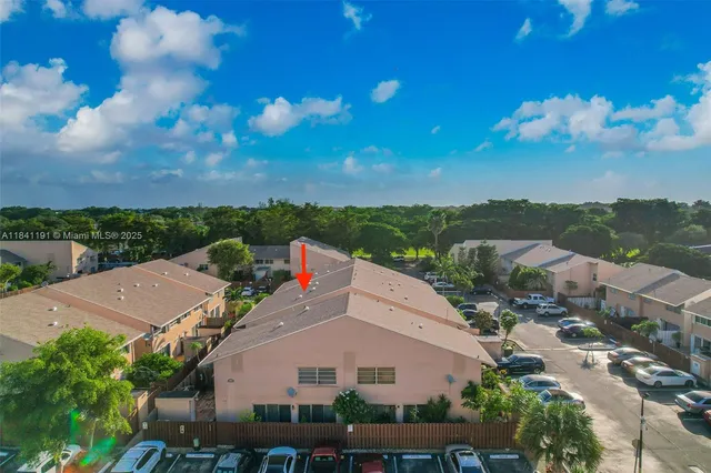 $385,000 | 8450 Southwest 154th Cir Court, Unit 207, Miami, FL 33193