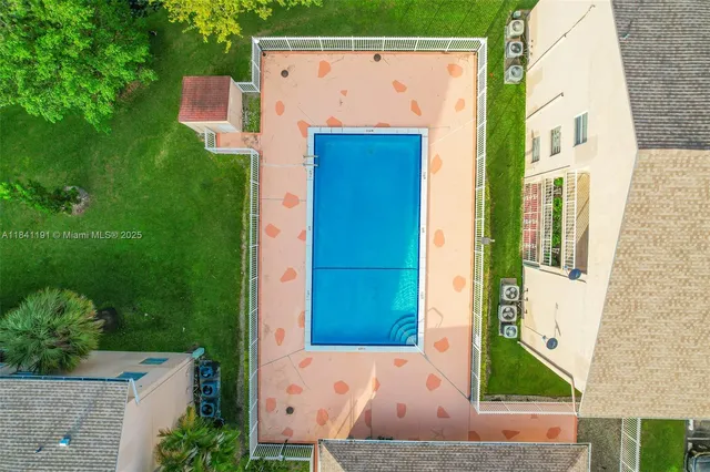 $385,000 | 8450 Southwest 154th Cir Court, Unit 207, Miami, FL 33193