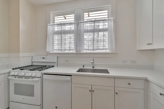 $5,500 | 2356 33rd Avenue, San Francisco, CA 94116