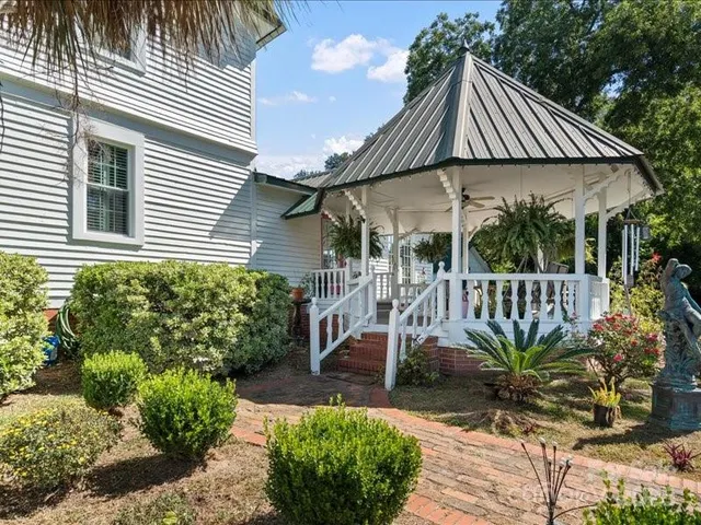 $325,000 | 107 South Craig Street, Chesterfield, SC 29709