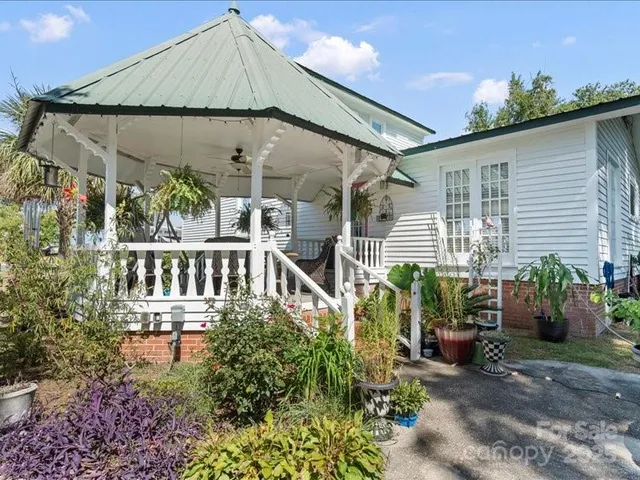 $325,000 | 107 South Craig Street, Chesterfield, SC 29709