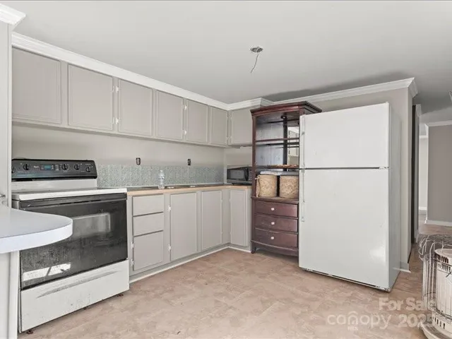 $325,000 | 107 South Craig Street, Chesterfield, SC 29709