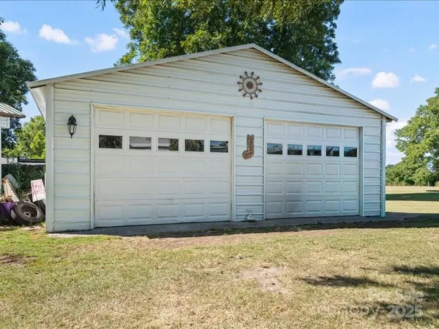 $325,000 | 107 South Craig Street, Chesterfield, SC 29709