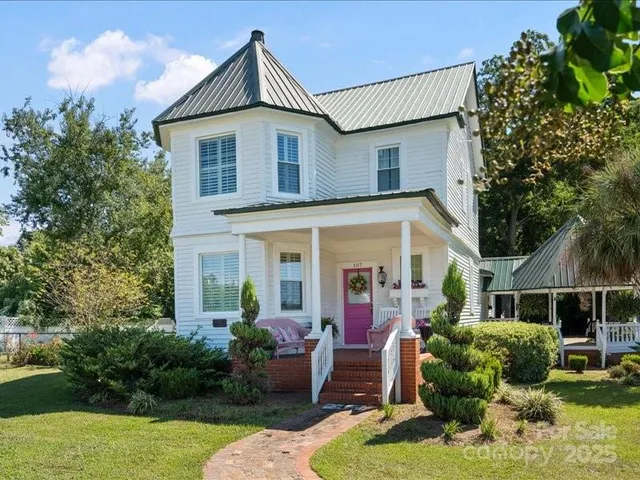 $325,000 | 107 South Craig Street, Chesterfield, SC 29709