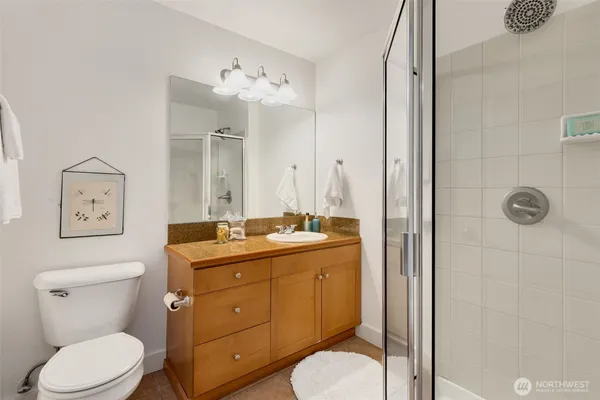 $539,000 | 206 24th Avenue East, Seattle, WA 98112
