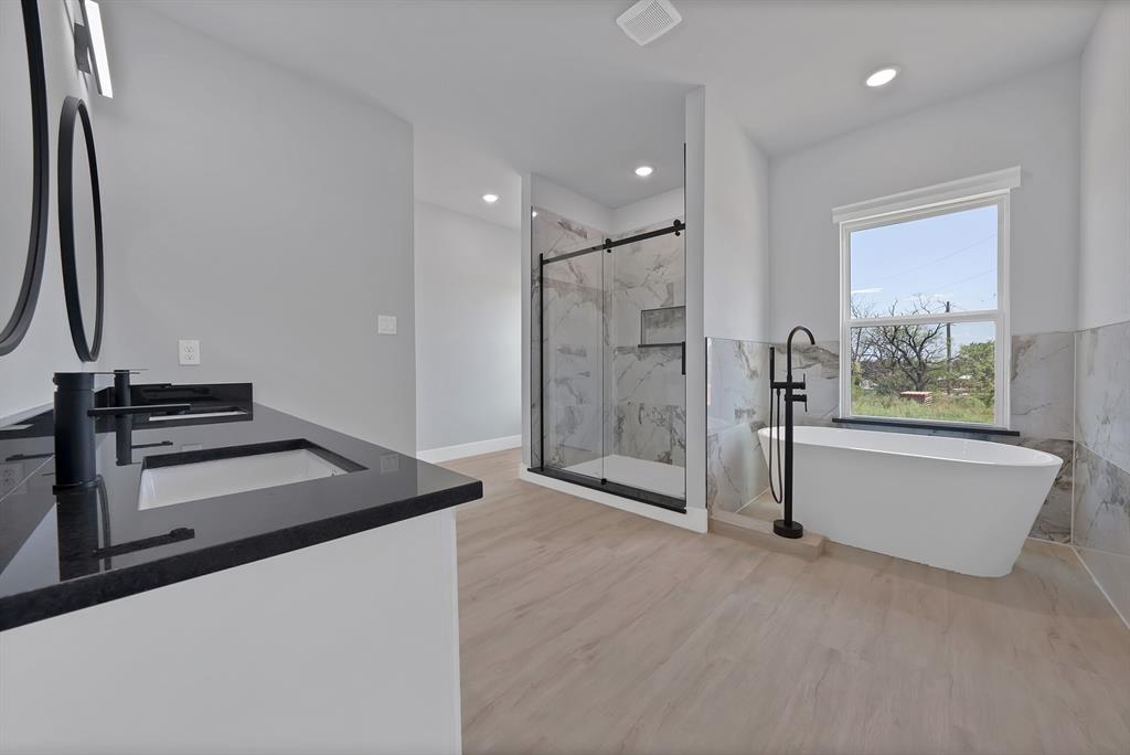 1008 Carnegie Road Poolville, TX 76487 - Photo 13 of 23 Gallery Image 13
