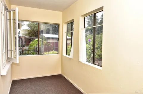 $1,200,000 | 704 Bloomfield Road, Sebastopol, CA 95472