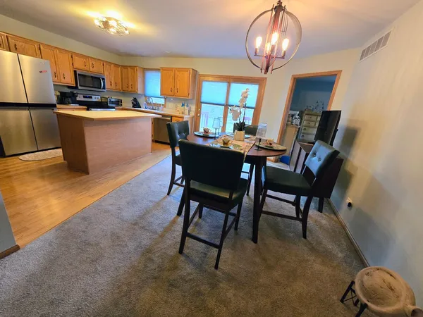 $219,000 | 27106 South Fountainview Drive, Crete, IL 60417