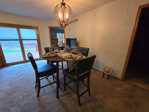 $219,000 | 27106 South Fountainview Drive, Crete, IL 60417