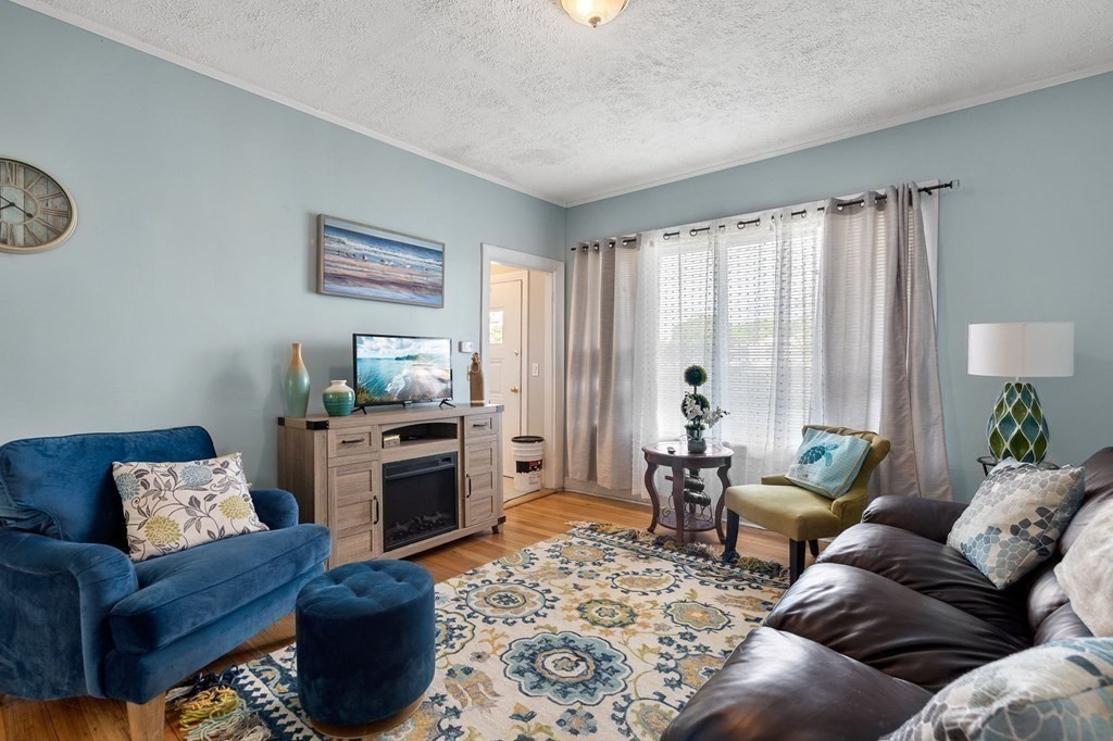 136-138 Flash Road Nahant, MA 01908 - Photo 14 of 39 Gallery Image 14