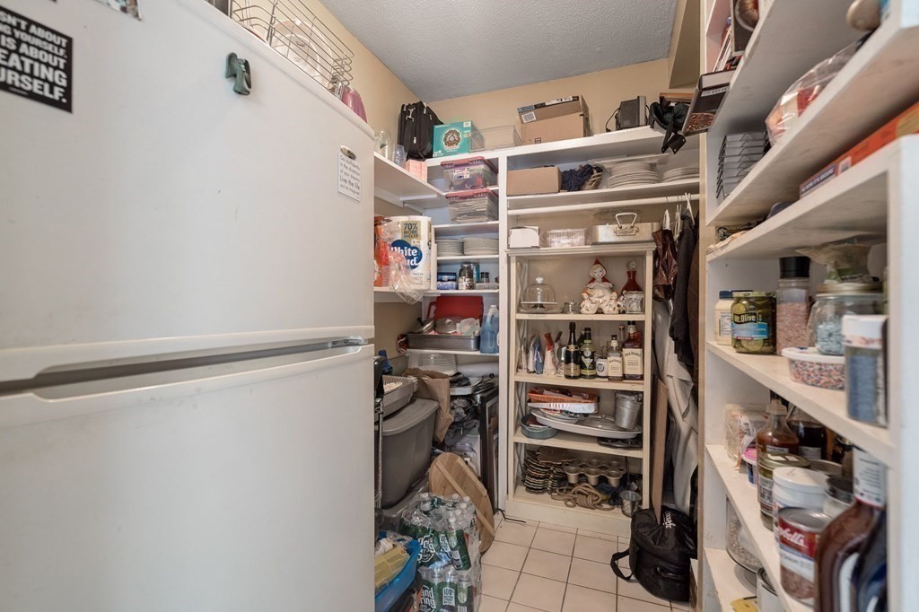 136-138 Flash Road Nahant, MA 01908 - Photo 16 of 39 Gallery Image 16