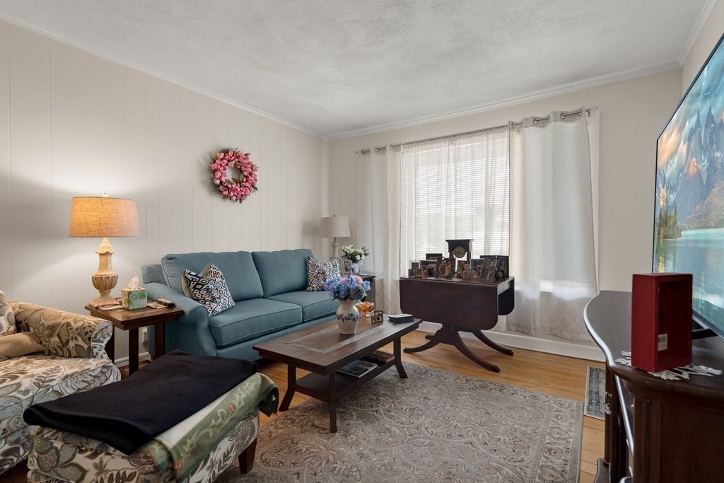 136-138 Flash Road Nahant, MA 01908 - Photo 21 of 39 Gallery Image 21