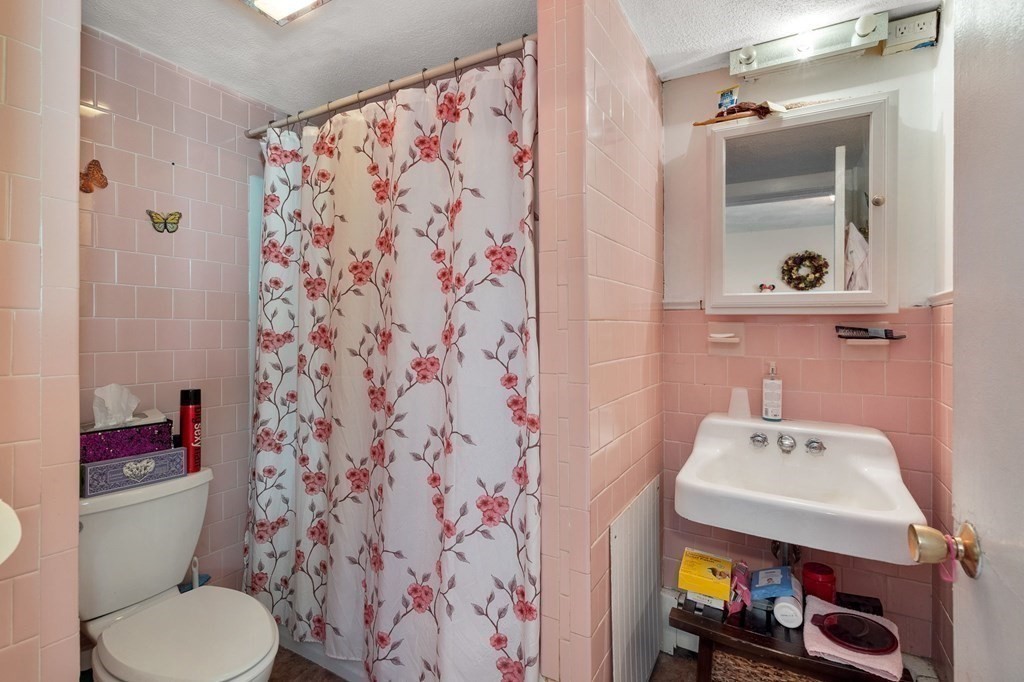 136-138 Flash Road Nahant, MA 01908 - Photo 22 of 39 Gallery Image 22