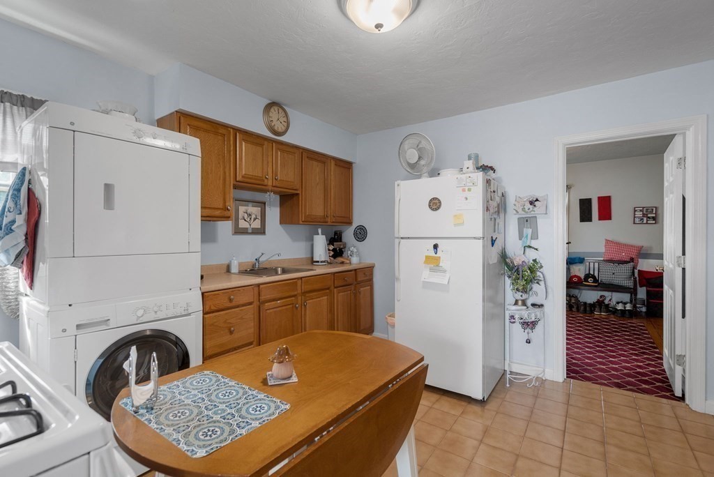 136-138 Flash Road Nahant, MA 01908 - Photo 25 of 39 Gallery Image 25