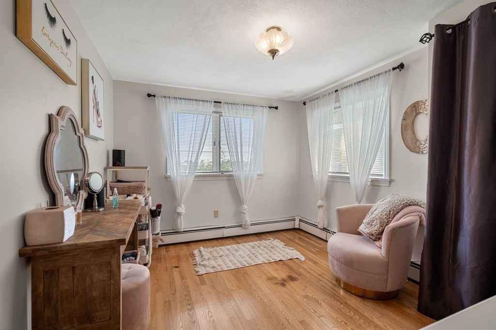 136-138 Flash Road Nahant, MA 01908 - Photo 10 of 39 Gallery Image 10