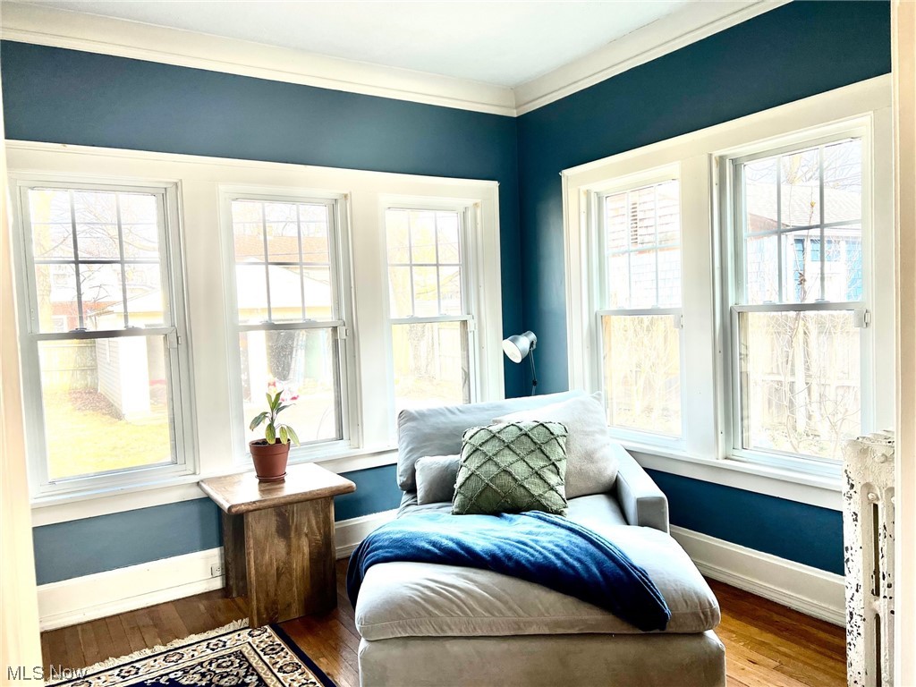 12727 Cedar Road Cleveland Heights, OH 44106 - Photo 6 of 32