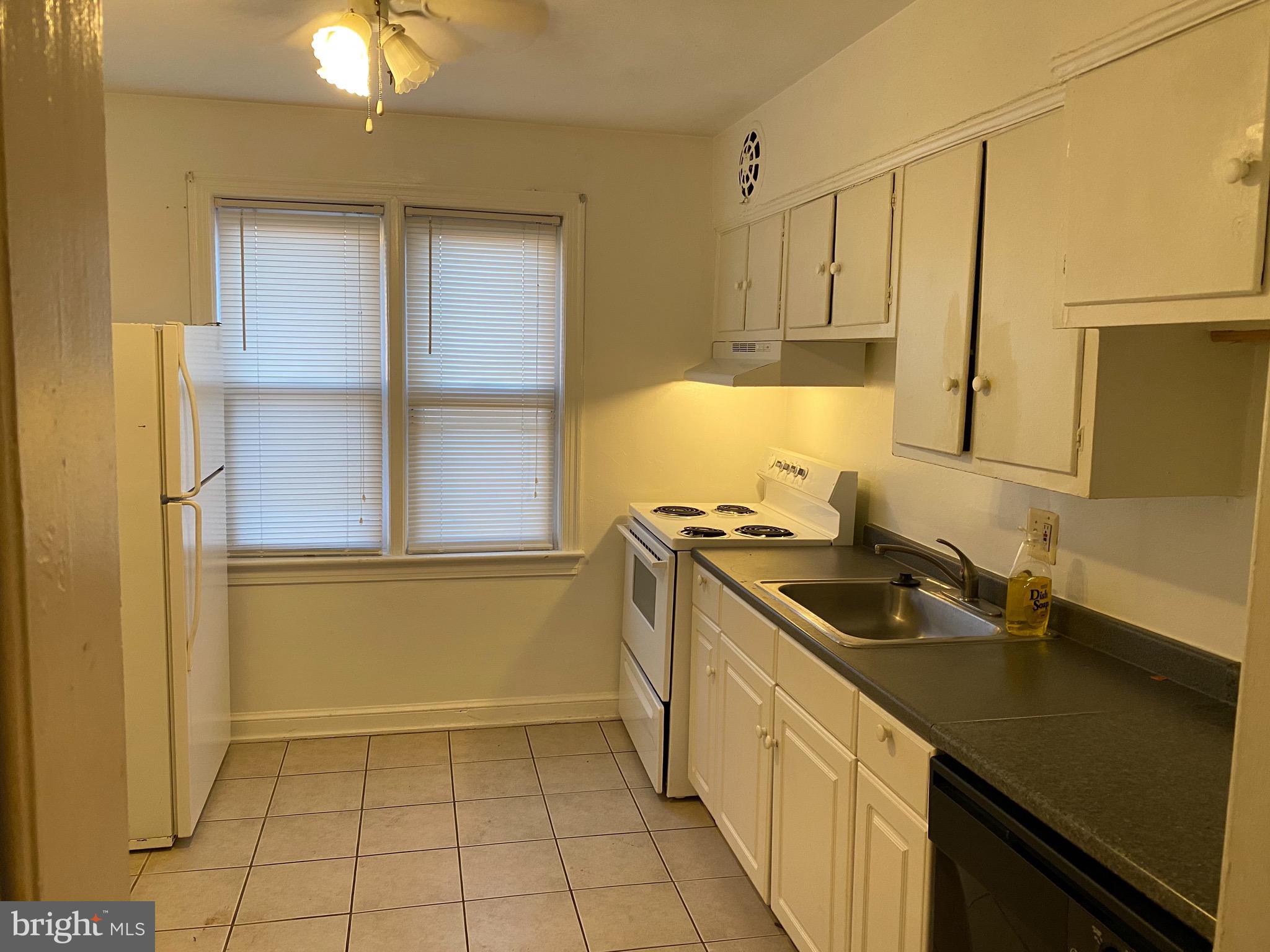 4236 Benning Road Northeast, Unit 302 Washington, DC 20019 - Photo 2 of 12 Kitchen with space for table